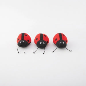 ZIPPY PAWS BURROW TOY LADYBUGS IN LEAF